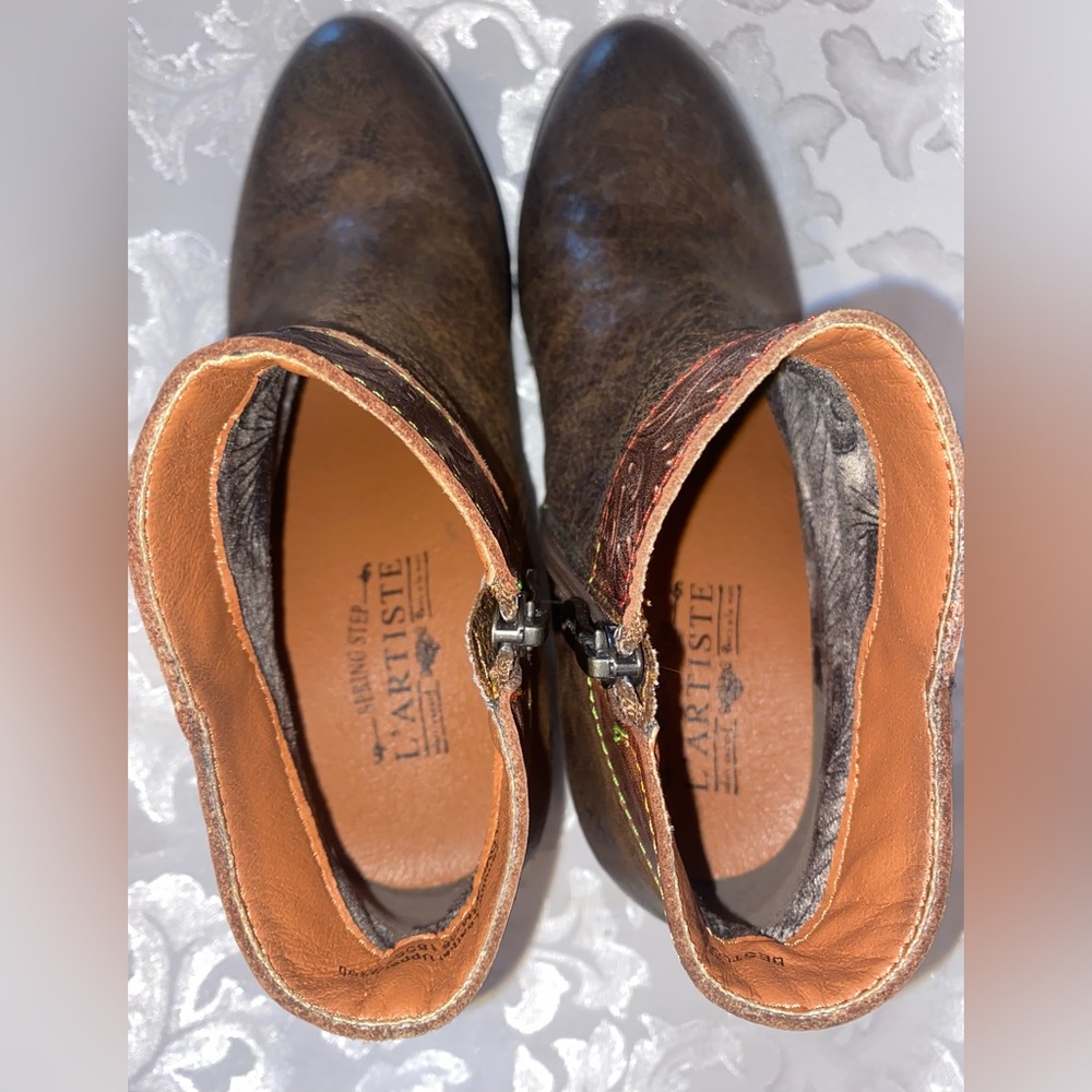 Worn once L’Artiste Spring Step Leather Booties, Bestlove, Size 38, US 7.5-8 - Picture 12 of 13